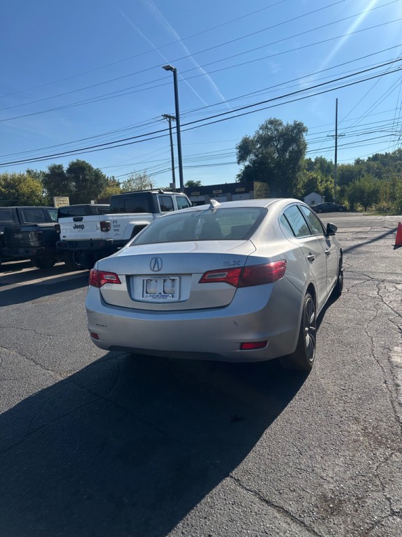 2013 Acura ILX Image 5