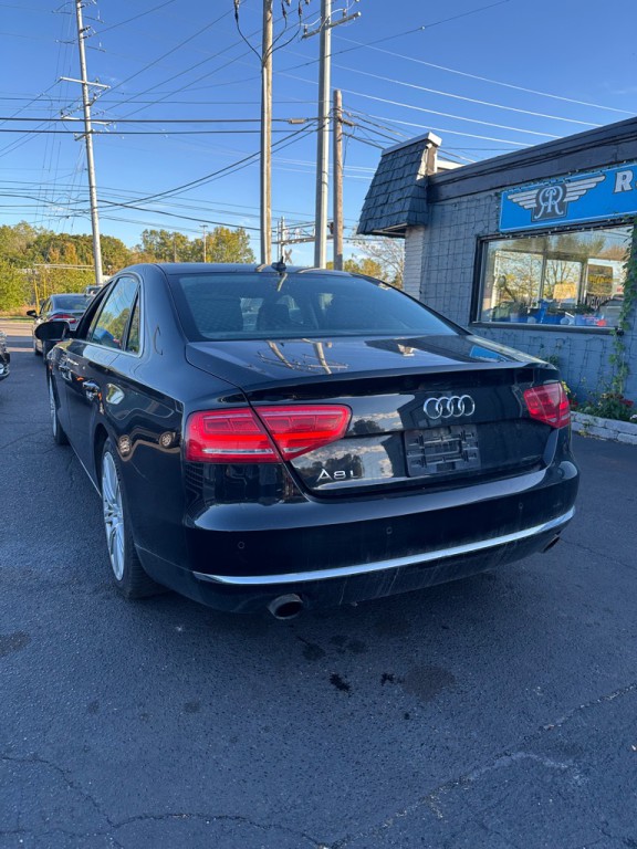 2013 Audi A8 Image 3