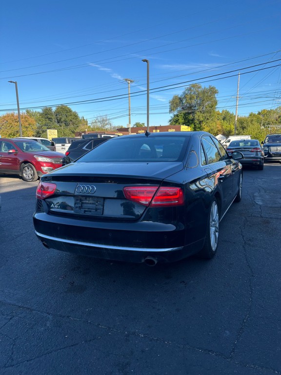2013 Audi A8 Image 5