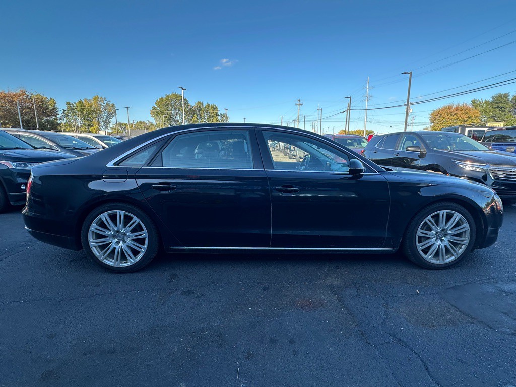 2013 Audi A8 Image 6