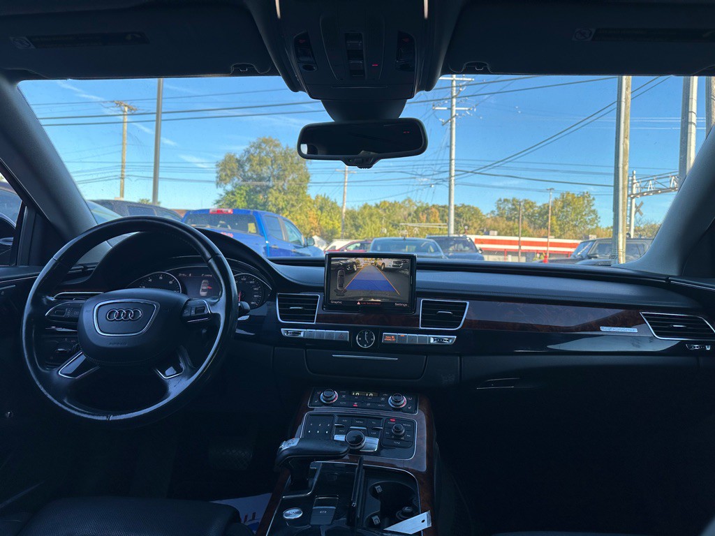 2013 Audi A8 Image 12