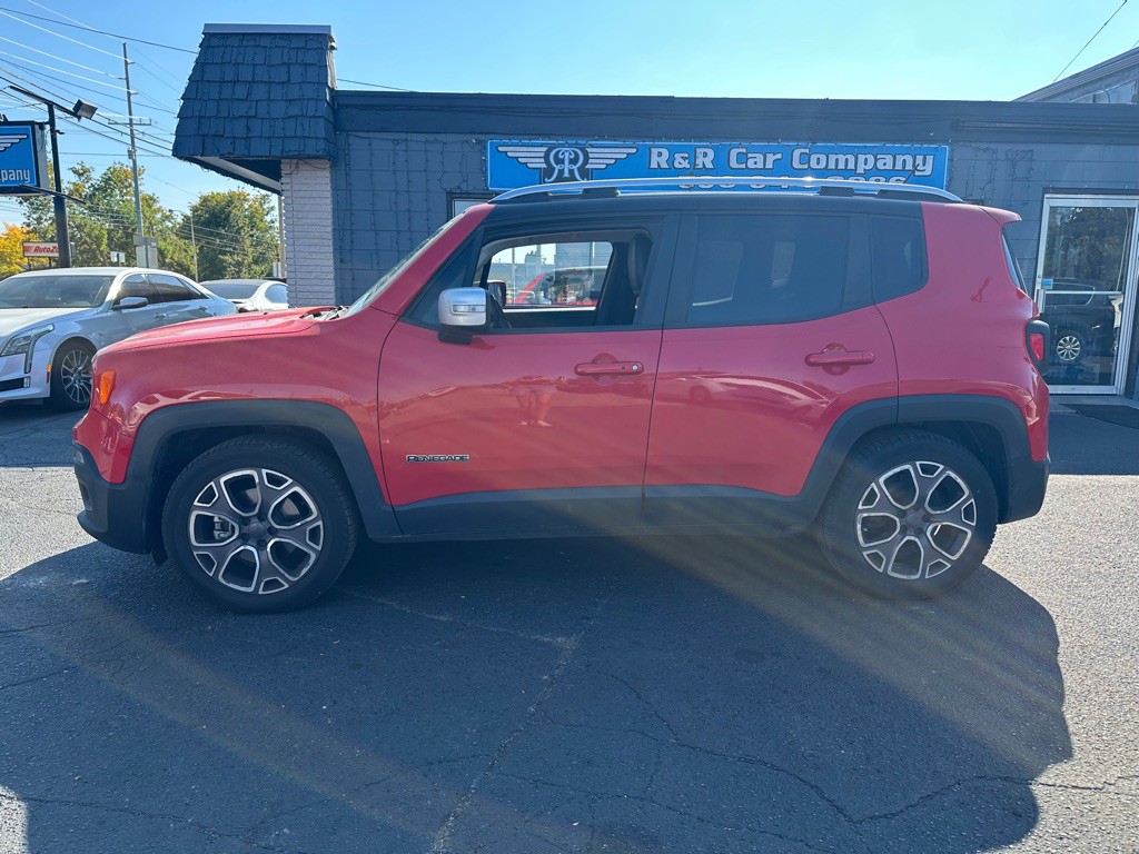 2015 Jeep Renegade Image 2