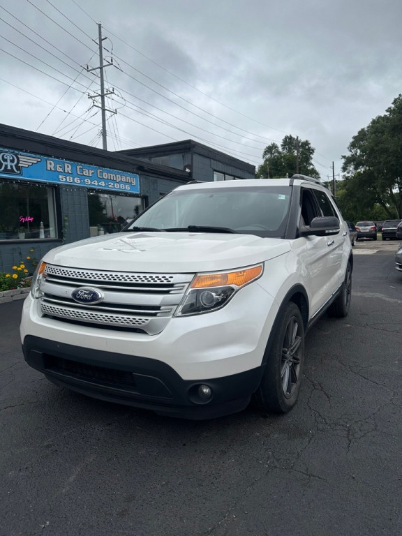 2013 Ford Explorer Image 1