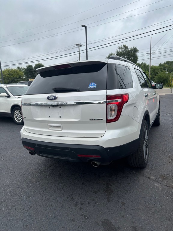 2013 Ford Explorer Image 5