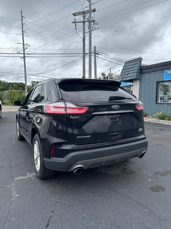2020 Ford Edge Image 3