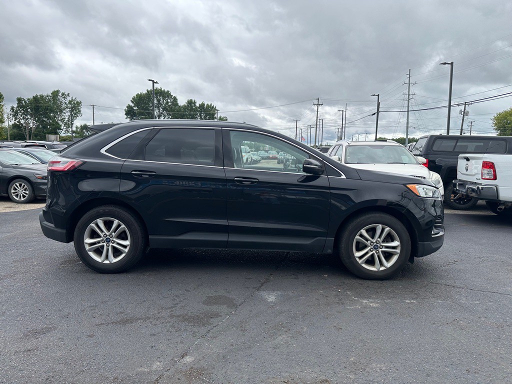 2020 Ford Edge Image 6
