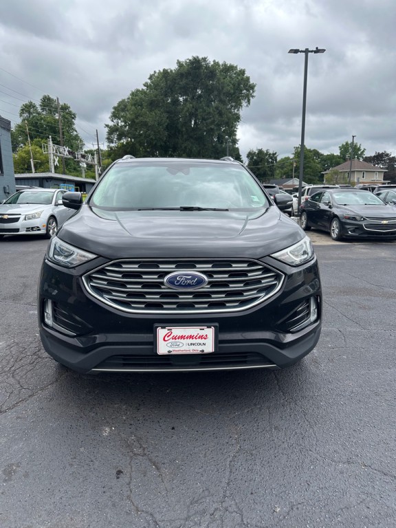 2020 Ford Edge Image 8