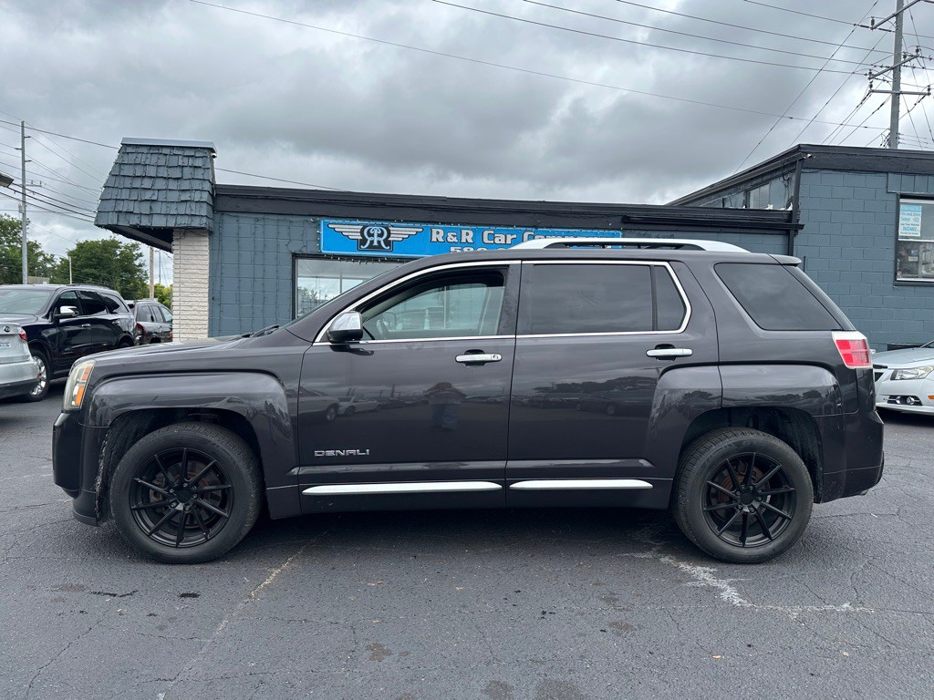 2014 GMC Terrain Image 2