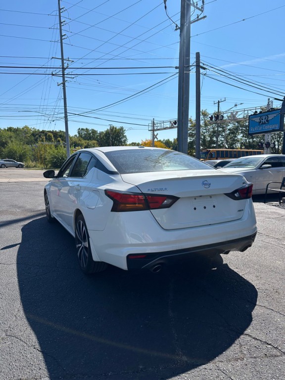 2019 Nissan Altima Image 3