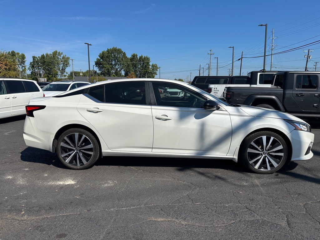 2019 Nissan Altima Image 6