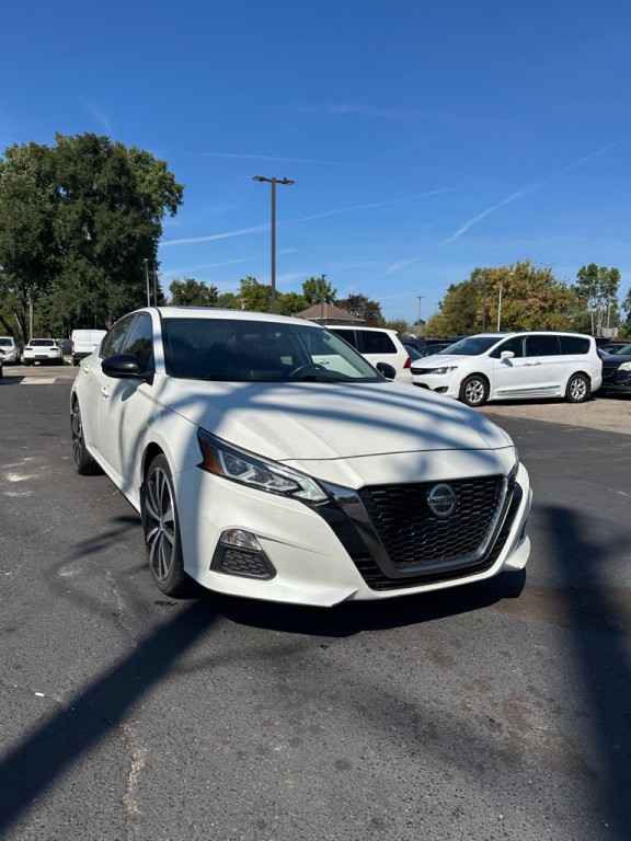 2019 Nissan Altima Image 7