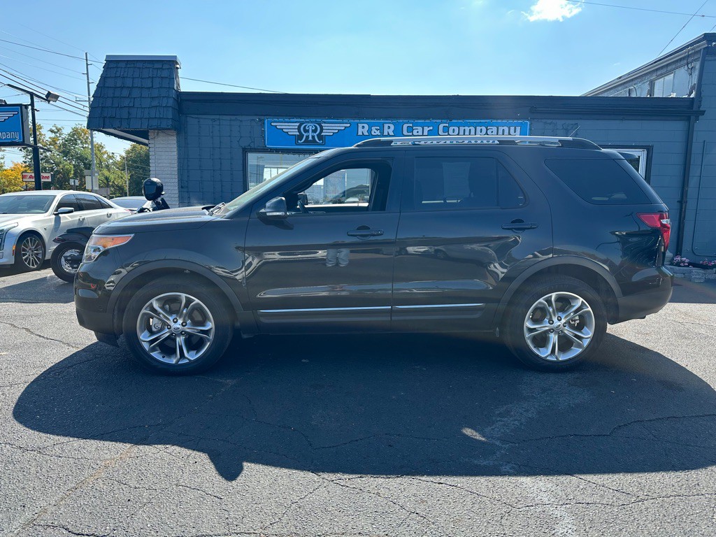 2013 Ford Explorer Image 2