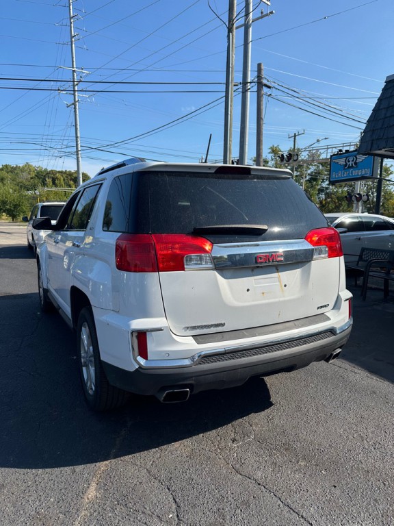 2017 GMC Terrain Image 3