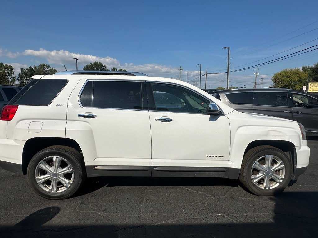 2017 GMC Terrain Image 6