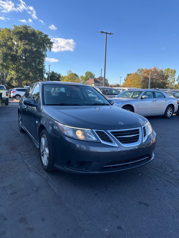 2010 Saab 9-3 Image 7