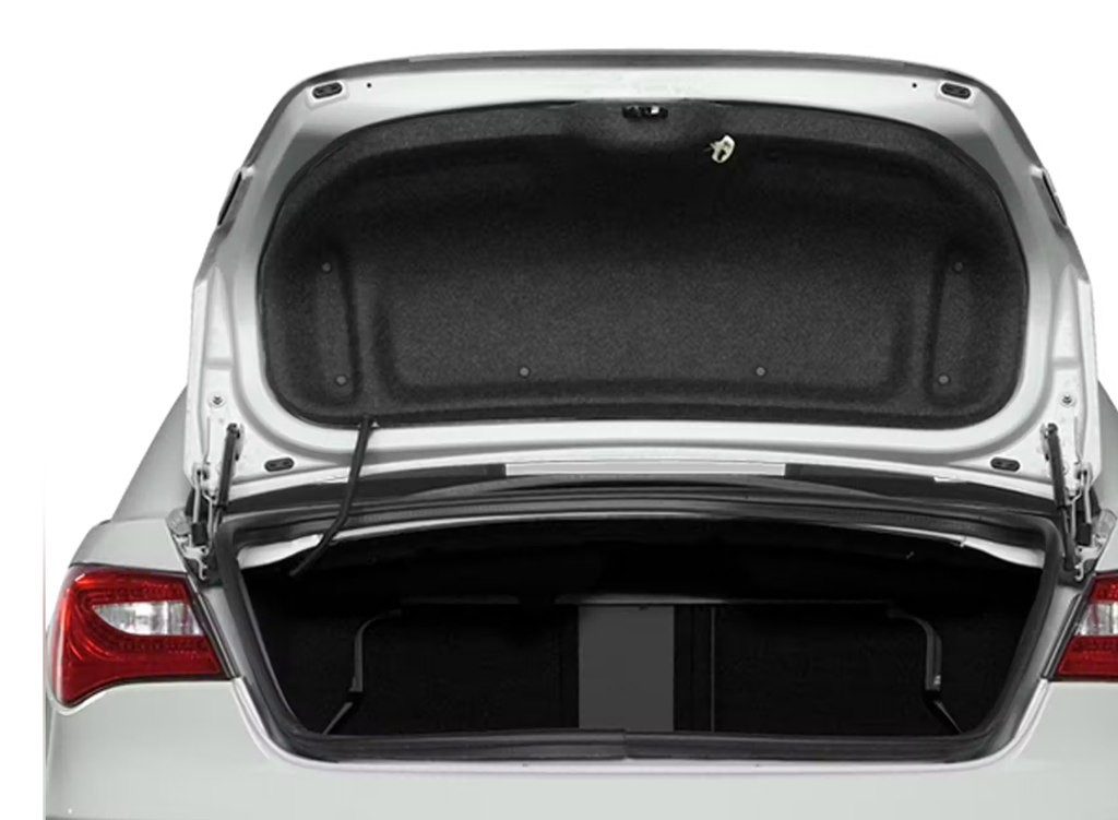 2014 Chrysler 200 Image 9