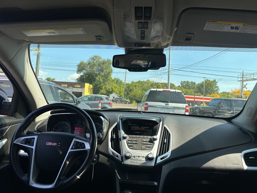 2017 GMC Terrain Image 11