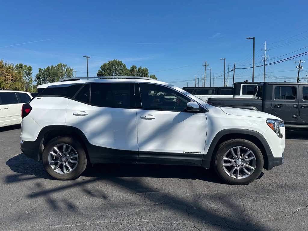 2022 GMC Terrain Image 6
