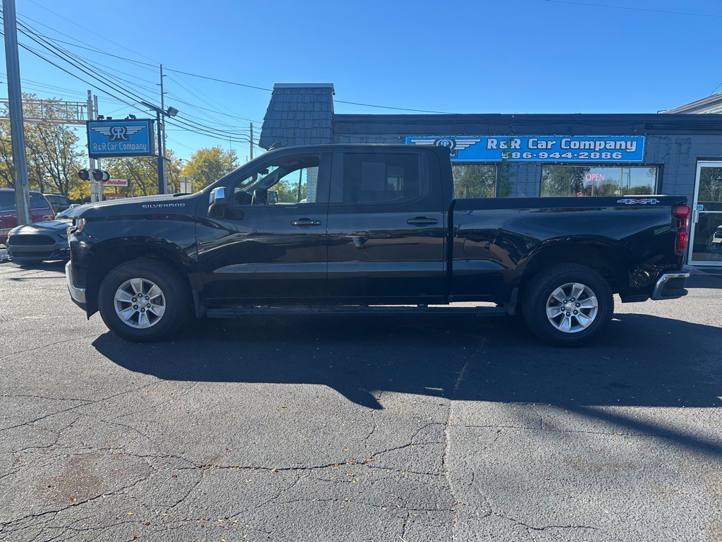 2021 Chevrolet Silverado 1500 Image 2