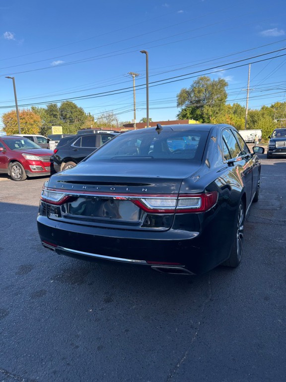2018 Lincoln Continental Image 5