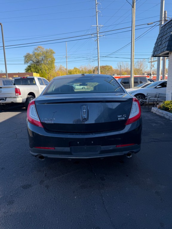 2014 Lincoln MKS Image 4
