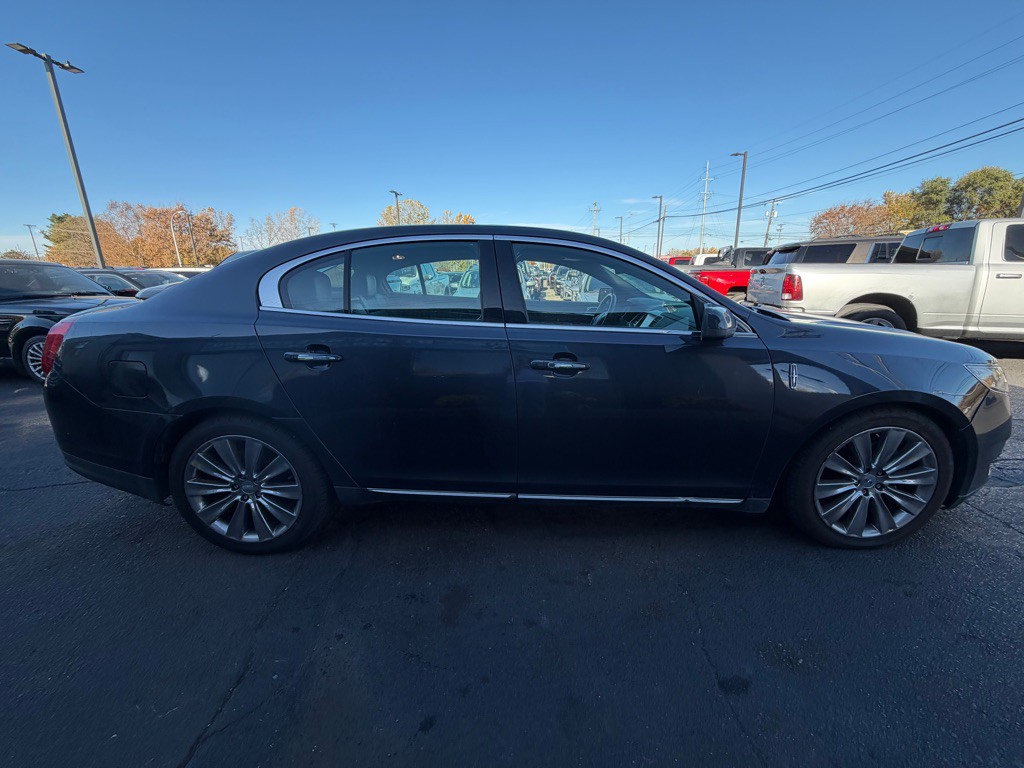 2014 Lincoln MKS Image 6