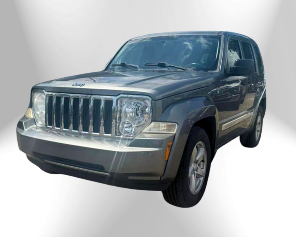 2012 Jeep Liberty Image 1