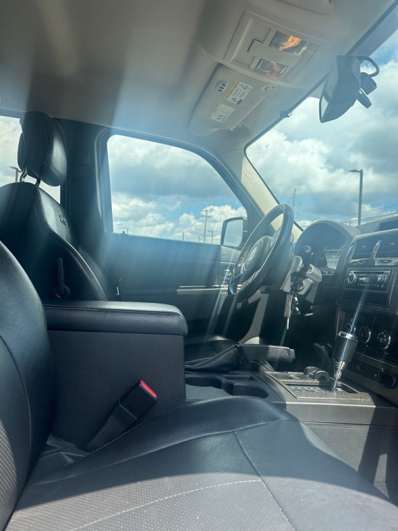 2012 Jeep Liberty Image 10