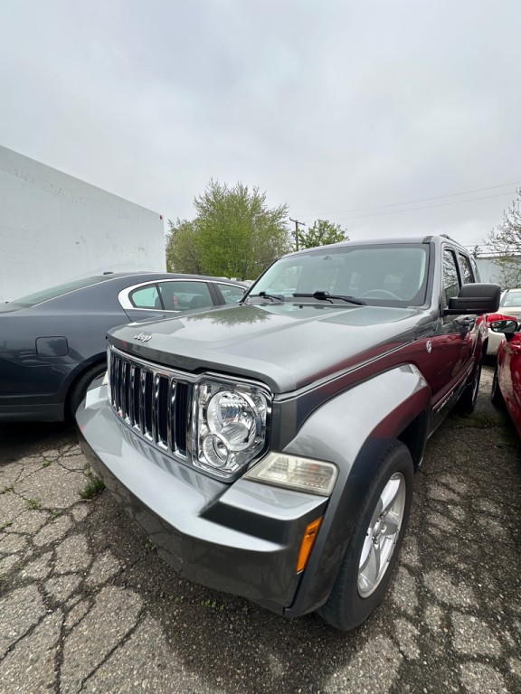 2012 Jeep Liberty Image 13