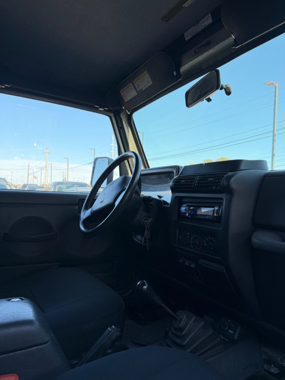 2000 Jeep Wrangler Image 9