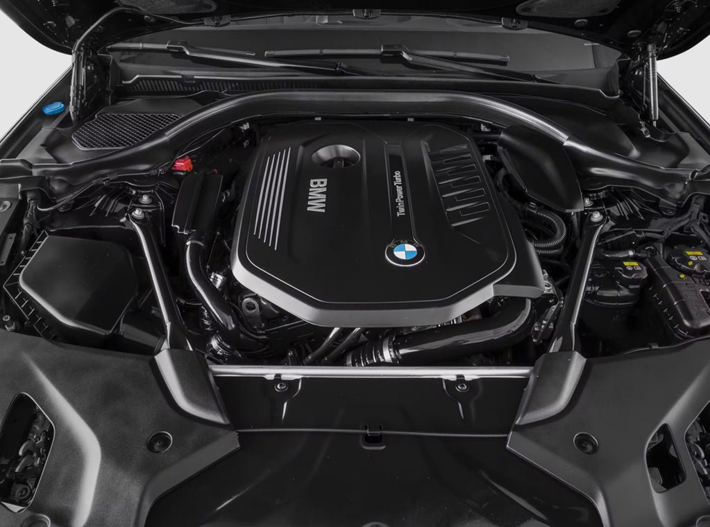 2017 BMW 5 Series Image 11