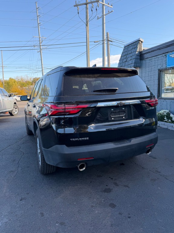 2023 Chevrolet Traverse Image 3
