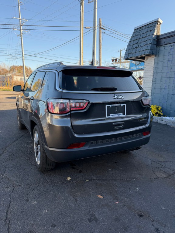 2019 Jeep Compass Image 3