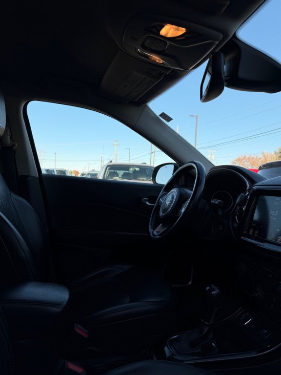 2019 Jeep Compass Image 9