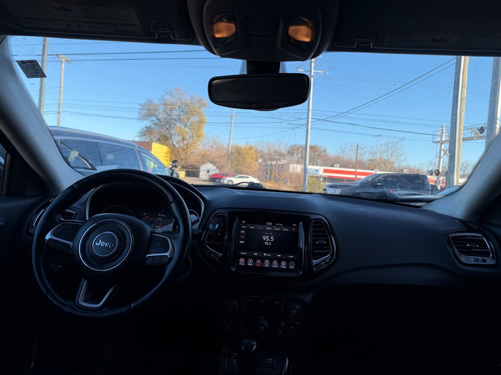 2019 Jeep Compass Image 11