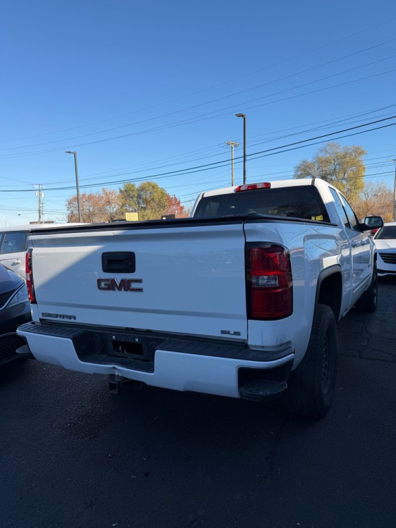 2017 GMC Sierra Image 5