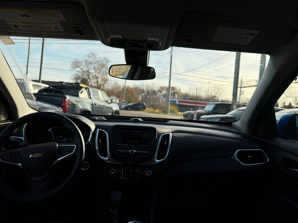 2024 Chevrolet Equinox Image 11
