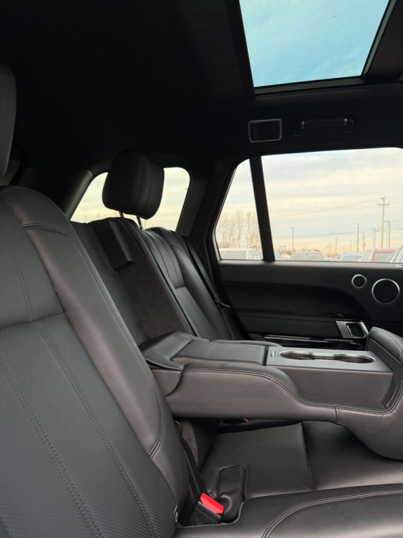 2017 Land Rover Range Rover Image 10