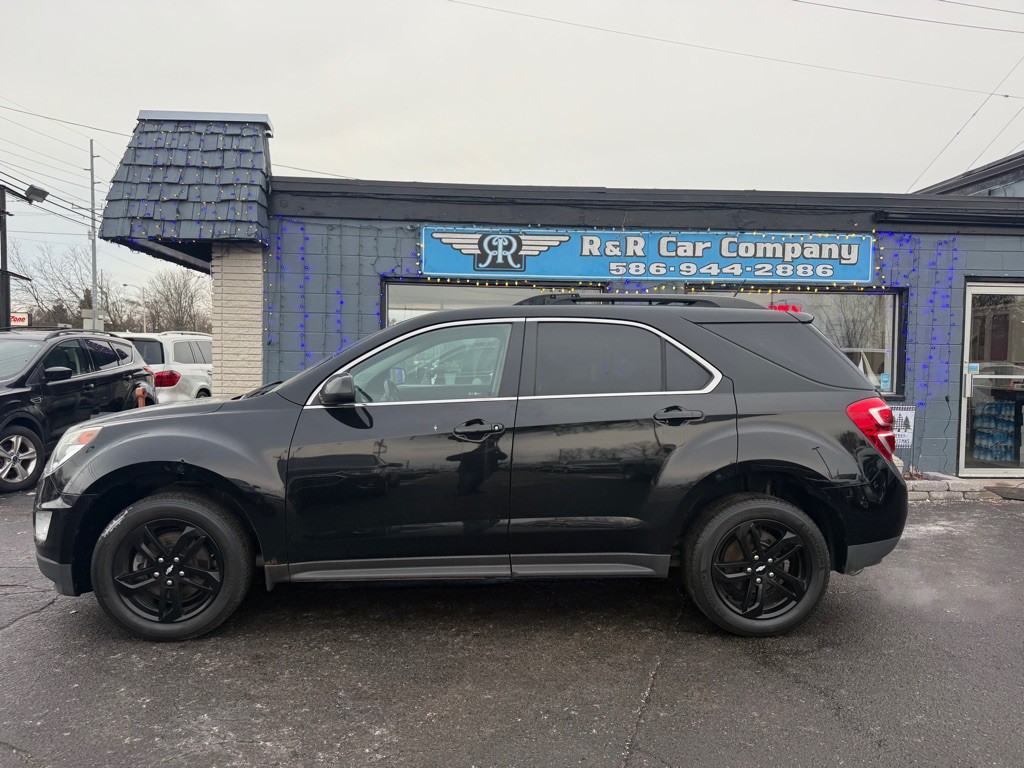 2017 Chevrolet Equinox Image 2