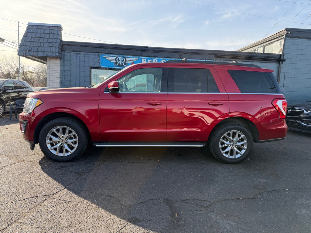 2020 Ford Expedition Image 2