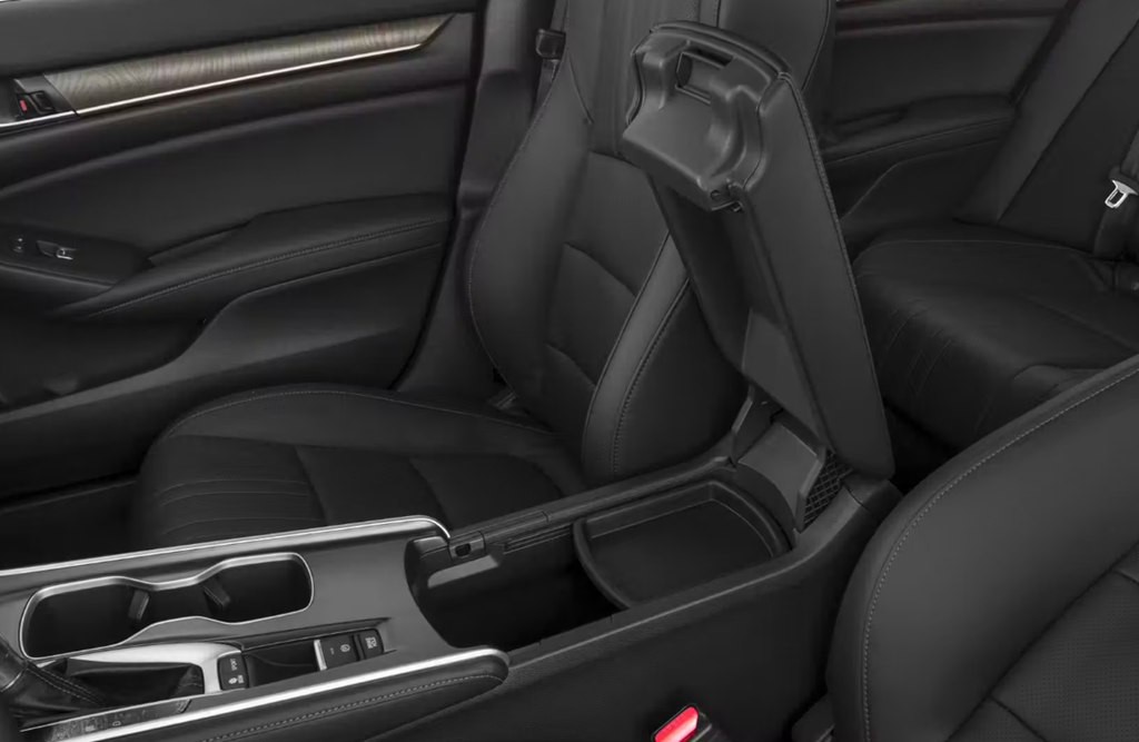 2018 Honda Accord Image 7