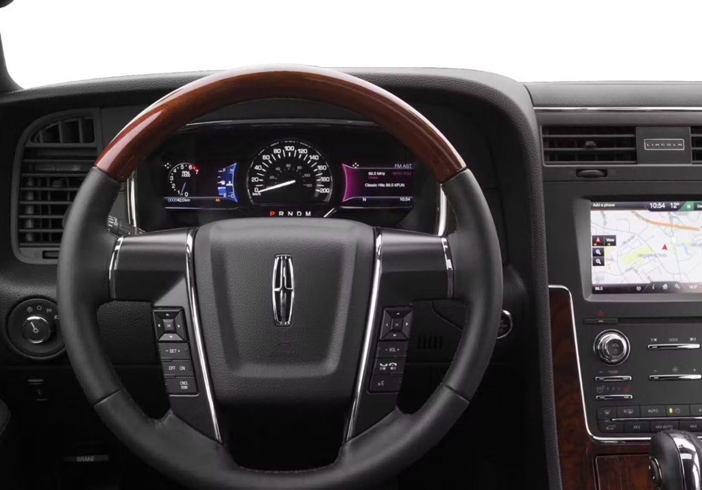 2016 Lincoln Navigator Image 4