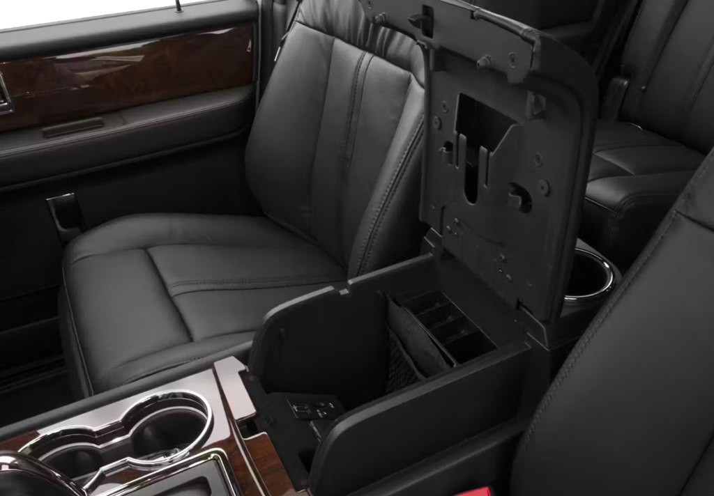 2016 Lincoln Navigator Image 7