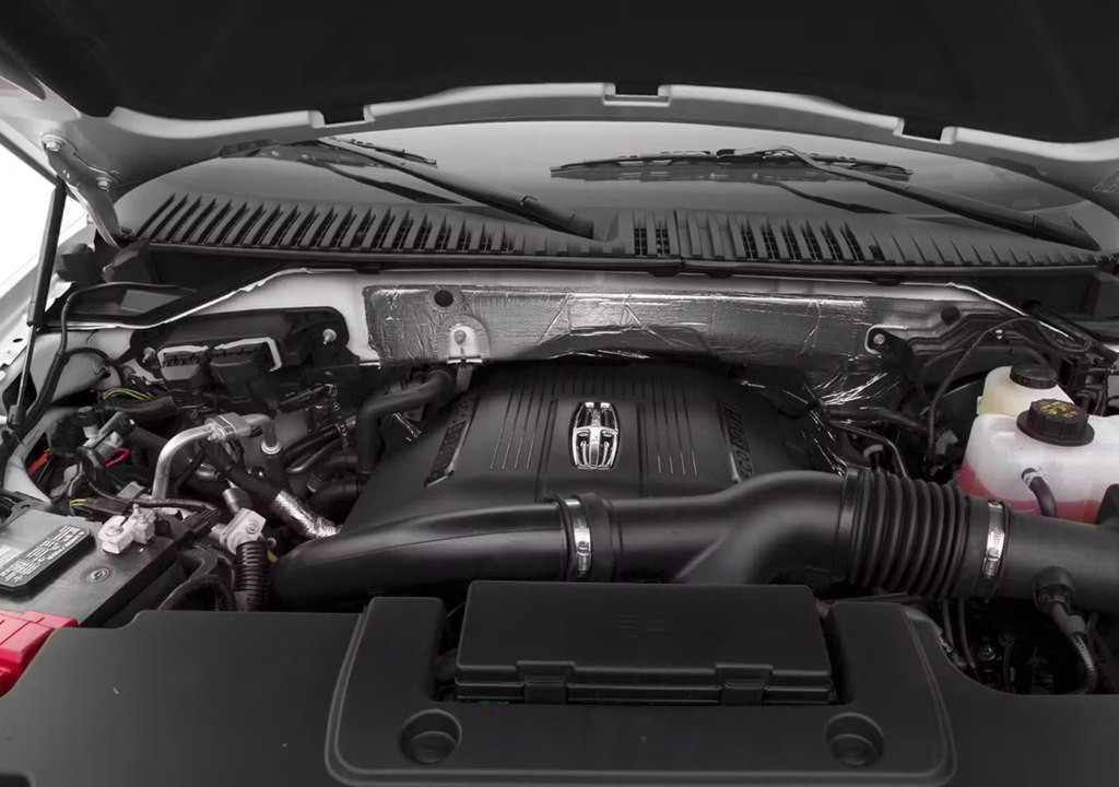 2016 Lincoln Navigator Image 10