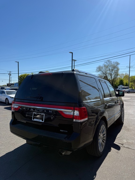 2016 Lincoln Navigator Image 5
