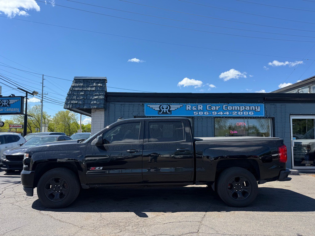 2017 Chevrolet Silverado 1500 Image 2