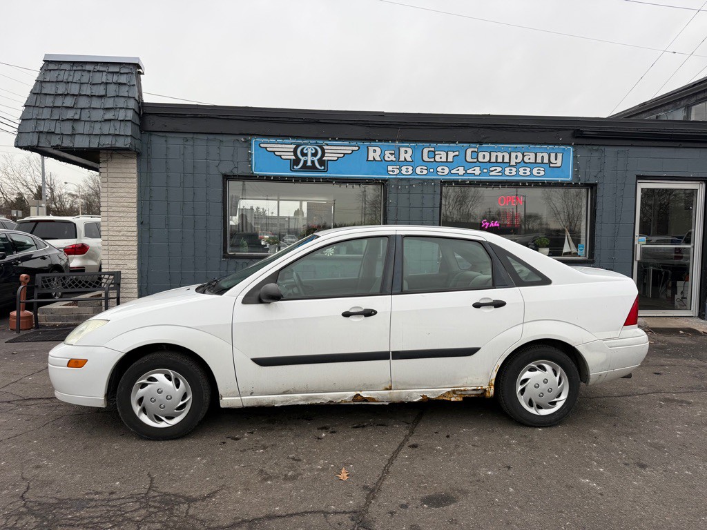 2002 Ford Focus Image 2