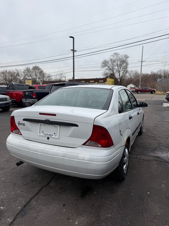 2002 Ford Focus Image 5