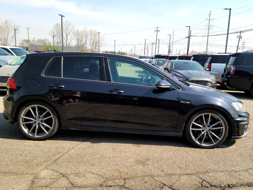 2017 Volkswagen Golf Image 6