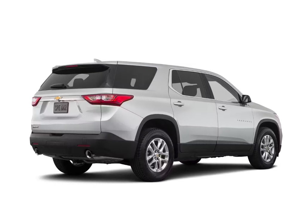 2021 Chevrolet Traverse Image 2